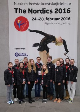 En stor del af det danske team ved ankomsten onsdag eftermiddag